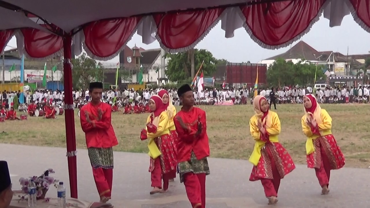TARIAN ZIPPIN KHAS DEMAK | HARI SANTRI NASIONAL DARI SMK N 1 DEMAK