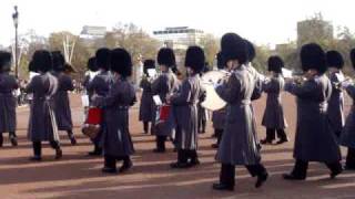 guard changing_0001.wmv