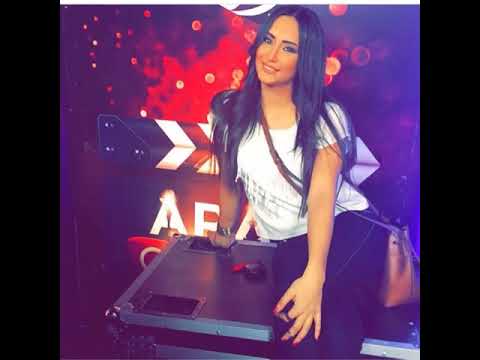 الجميلة الفنانه علا ياسين