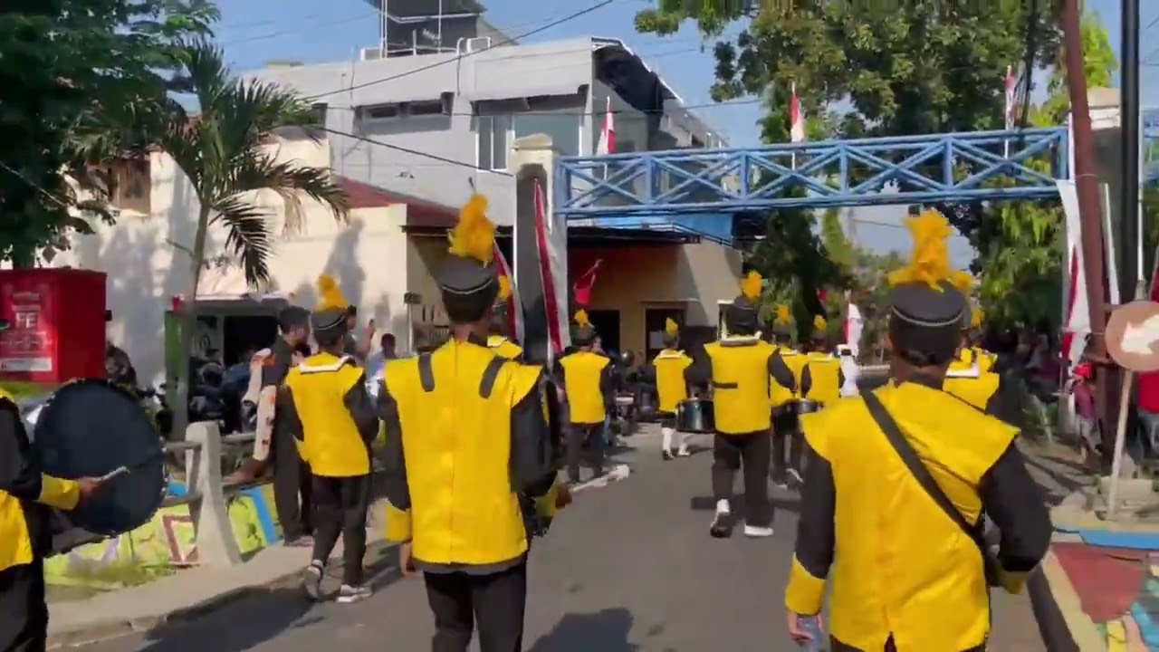 KIRAB DRUMBAND DARUSSALAM ACARA CARNAVAL SE KECAMATAN BUGUL KIDUL KOTA PASURUAN