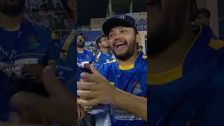 Golden star Ganesh&#39;s enjoying at Karnataka Bulldozers Dugout  | CCL