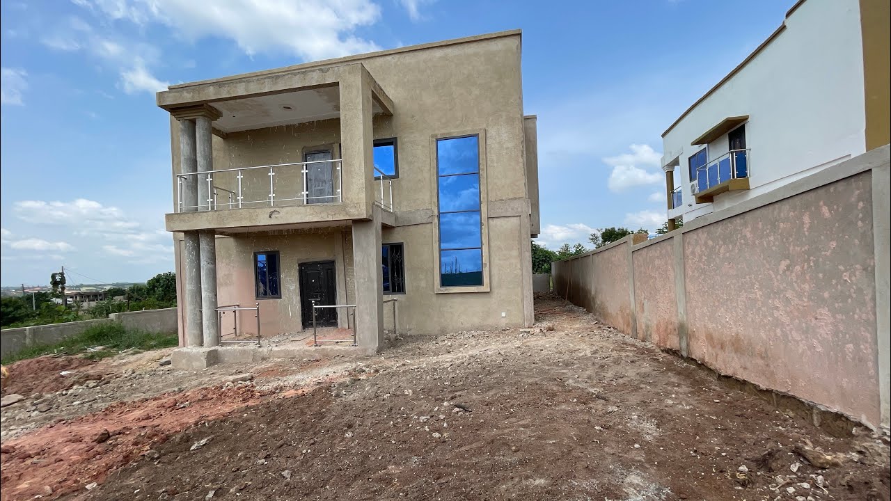 Продается дом с 4 спальнями в Суньяни.