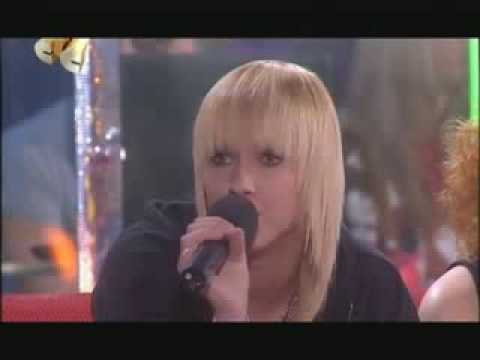 Ранетки на СТС зажигает Суперзвезду Лена на защите