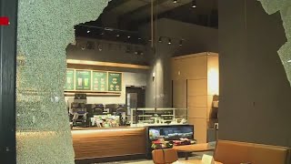 Vandals smash windows at Starbucks in downtown Portland