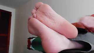 Hot male feet 8