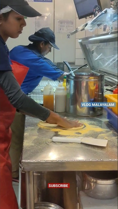 Making Domino's Pizza 🍕#shorts #dominos #pizza