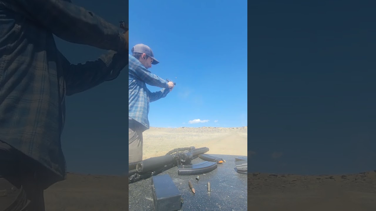 glock G19 slicing the pie!!