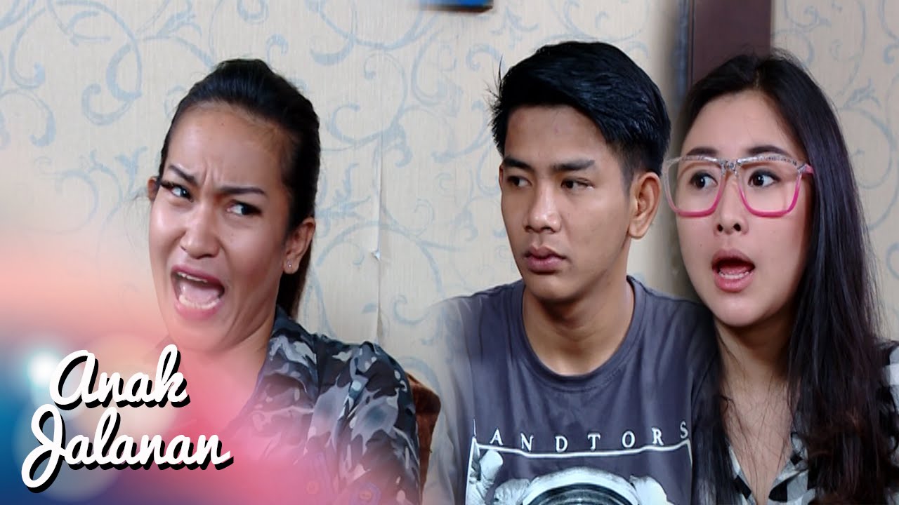 Iyan Kecewa Di Hina Oleh Ibunya Mely [Anak Jalanan]  [29 Juli 2016]