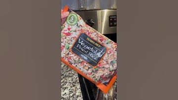 Quick and easy meal from Trader Joe’s 🥡🥢 #traderjoes #orangechicken #quickmeals #dinner #lunch