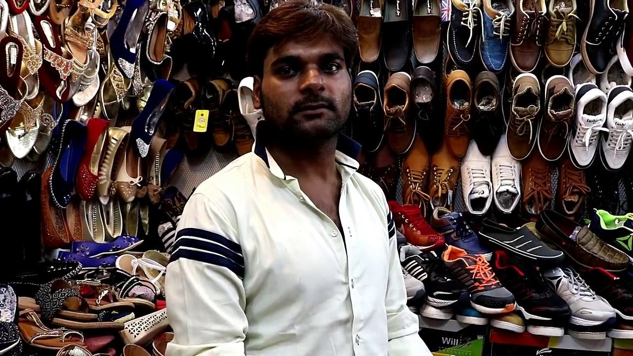 BEST SHOP OF CHANDNI CHOWK FOR SHOES दिल्ली के चांदनी चौक में ब्रांडेड जूतों की मार्किट PART