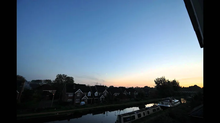 Sunset, Gloaming, Moonset and Stars in Aldermaston Wharf