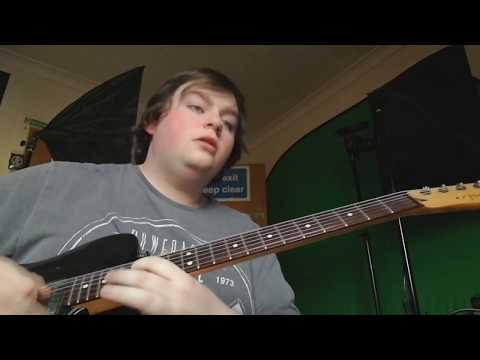 Man plays the solo from Through the Fire and Flames without actually learning it