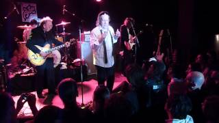 Video thumbnail of "The Pretty Things - The Loneliest Person (Salamandra Club, Barcelona 21.06.2012).MOV"