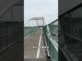 歩道橋なのに車が来る！#交通 #謎道路 #shorts