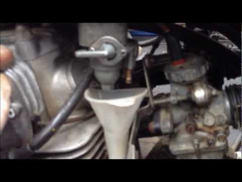 honda-cb200t-clearing-fuel-valve-(petcock)