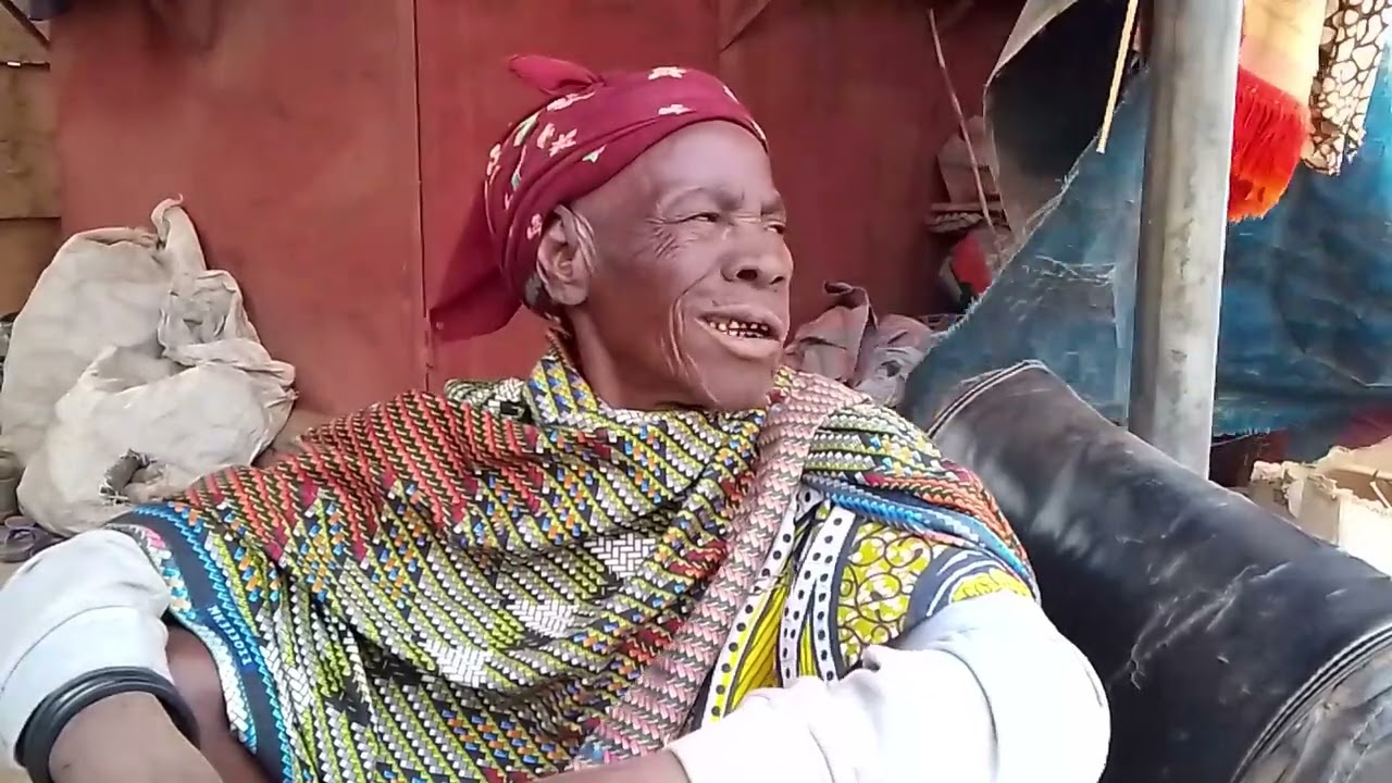 ALIMATA WEDRAOOGO DIT POUGYANYAAMA NOUS RACOTE L'HISTOIRE DE KOASENGA DANS LE PORVAINCE DU OUBRTENGA