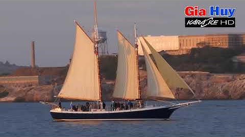 Karaoke Bài Học Đầu Tiên beat chuẩn