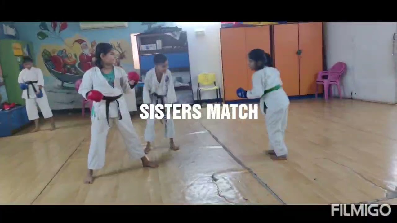 sisters fight 