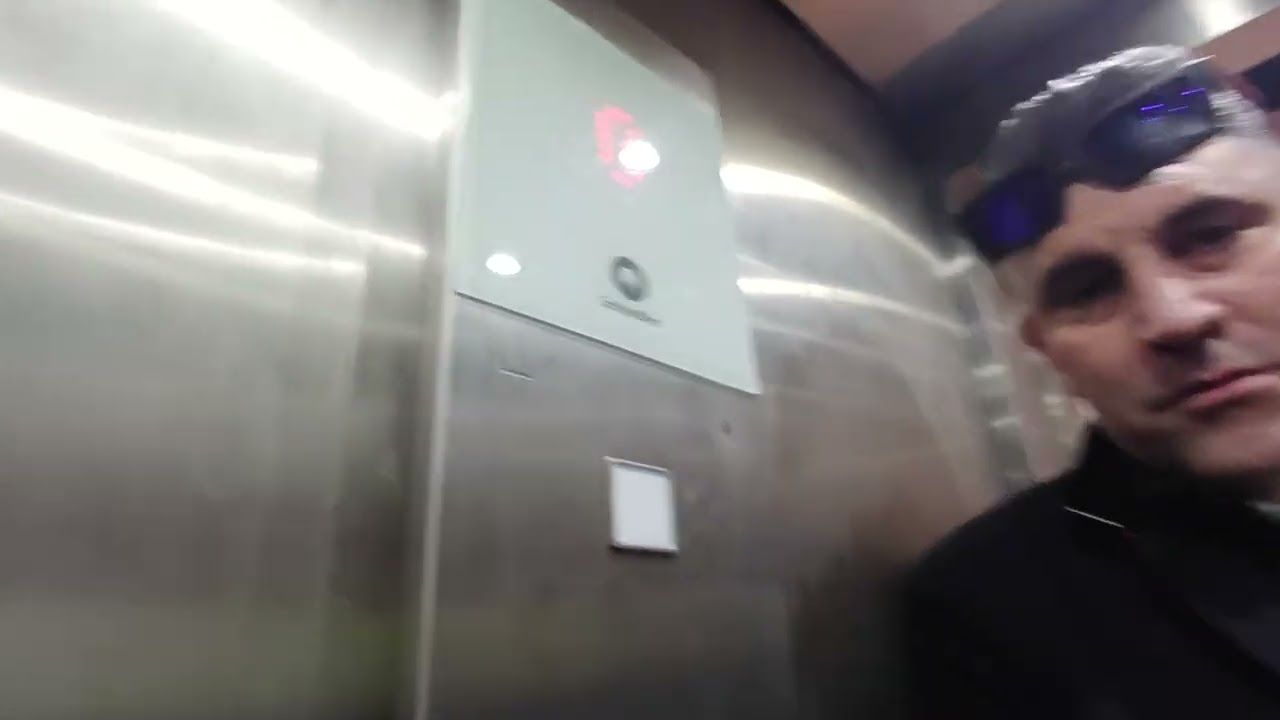 Ascensor en el hotel exe Sevilla Macarena