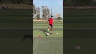 تمرين زيادة التحكم والمروغة بالكورة فى مساحات صغيرة | للمحترفين فقط |?⚽️ football