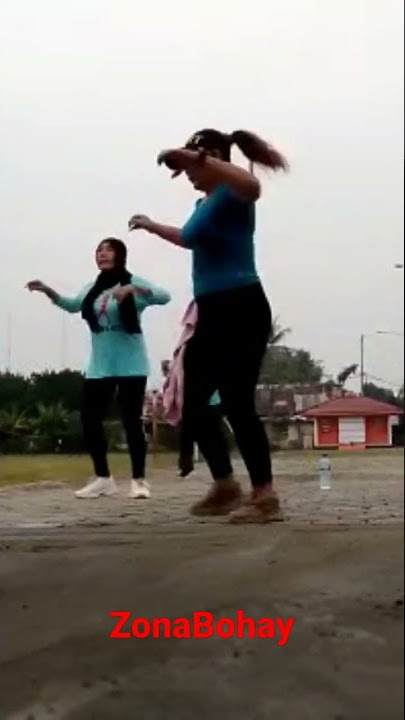 Masih di goyang tante yuliBohay #ZonaBohay #YuliBohay