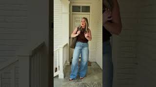 Big jeans + little top 🤌🏻 #grwm #ootdguide #ootd #denimlooks #barreljeans #widejeans #stylingtips