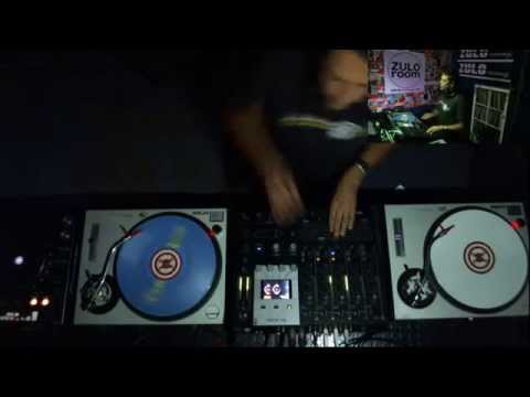 Chiky (Zulo Room)