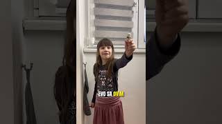 Deca Su Ukras Zebra Zavese Su Idealne Za Dečiju Sobu.