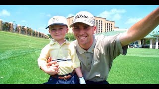 Pro golfer recreates childhood photo with Sergio