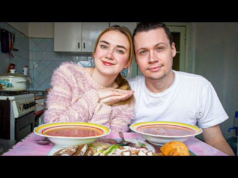 МУКБАНГ 🥬 Зелёный БОРЩ с щавелем 🥓 Салом и Чесноком СКВЕРНЫЙ ХАРАКТЕР ...