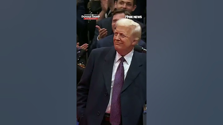 Barron Trump sends crowd into frenzy during inaugural parade