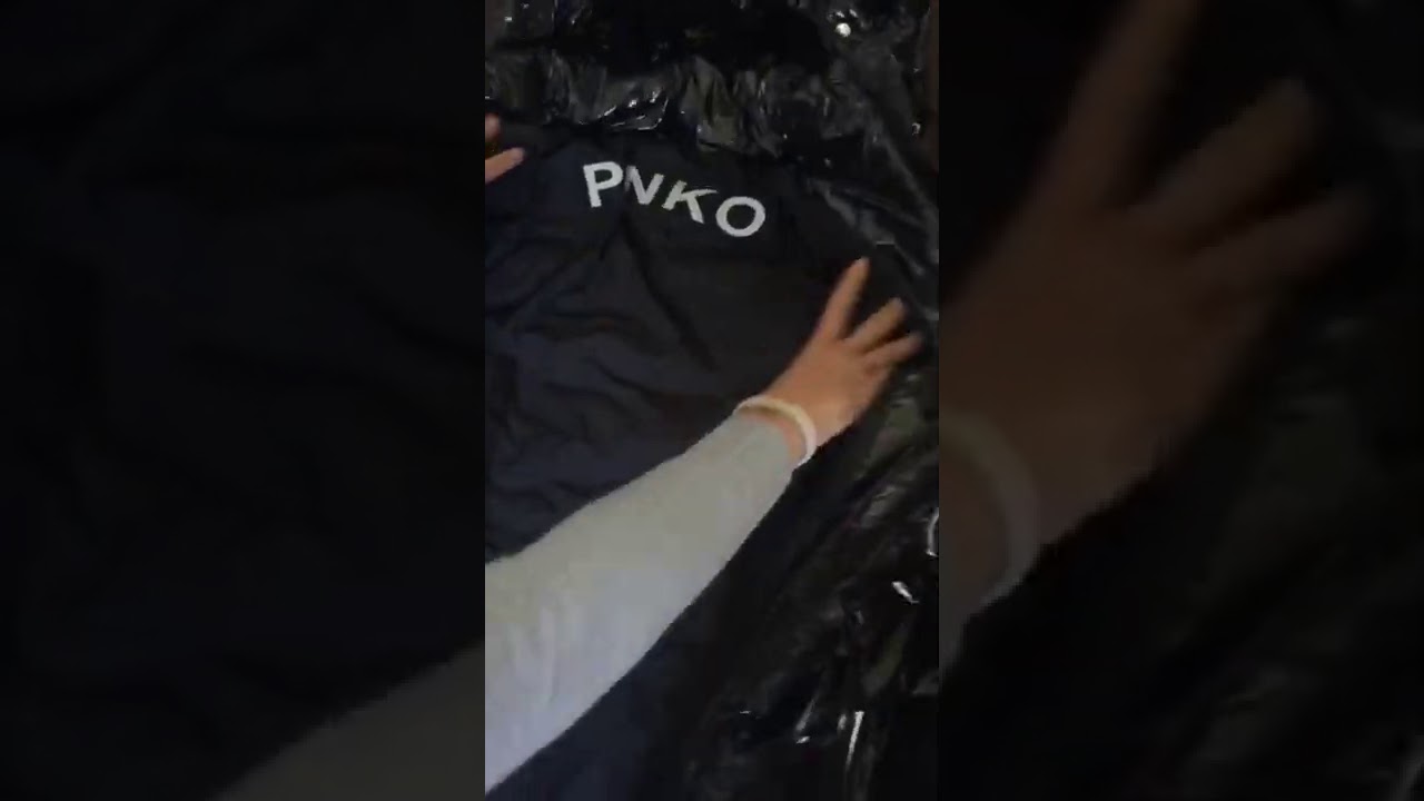 Пуховик PINKO пальто