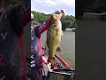 Dustin Connell builds his lead with unique “spotted”bass on Grand Lake