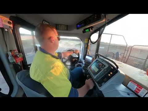 Caterpillar 657 Scraper  360 degree in-Cab Veiw edit