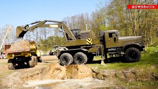: EOV-4421 Excavator Loading 6X6 dump truck KrAZ-255