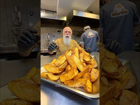 ادعای پختن بهترین سیب زمینی تهران رو اینجا داره