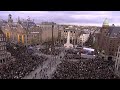 (HQ) Paniek Dodenherdenking 2010 (live images+subtitles)