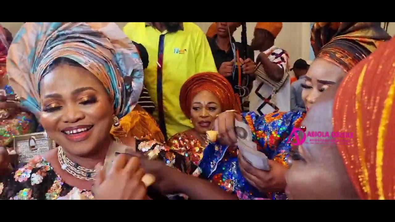 See the new Shakers of Lagos society as they made it rain at Dupe