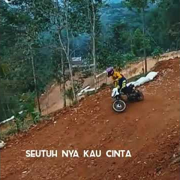 story wa terjatuh dari motor