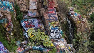 Explorando La Cascada de Grafitti en Riverside California