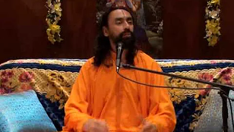 Bhagavad Gita in English [4/17] Chapter 7 - Swami Mukundananda