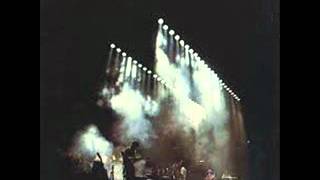 Genesis - Dance on a Volcano-Los Endos (Seconds Out).wmv