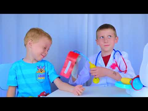 Goofy doctor ! | Mike and Jake pretend play | Doctor set toys | Doctor kit डॉक्टर सेट | العاب دكتور