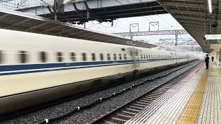 JR東海道新幹線米原駅11番ホームN700S走行シーン