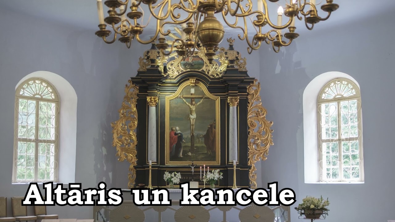 02 Altāris un kancele