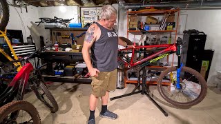 Unboxing the Nukeproof Scout frame