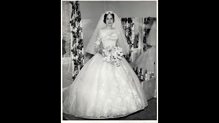 67 Stunning Photos of Wedding Gowns in the 1950s