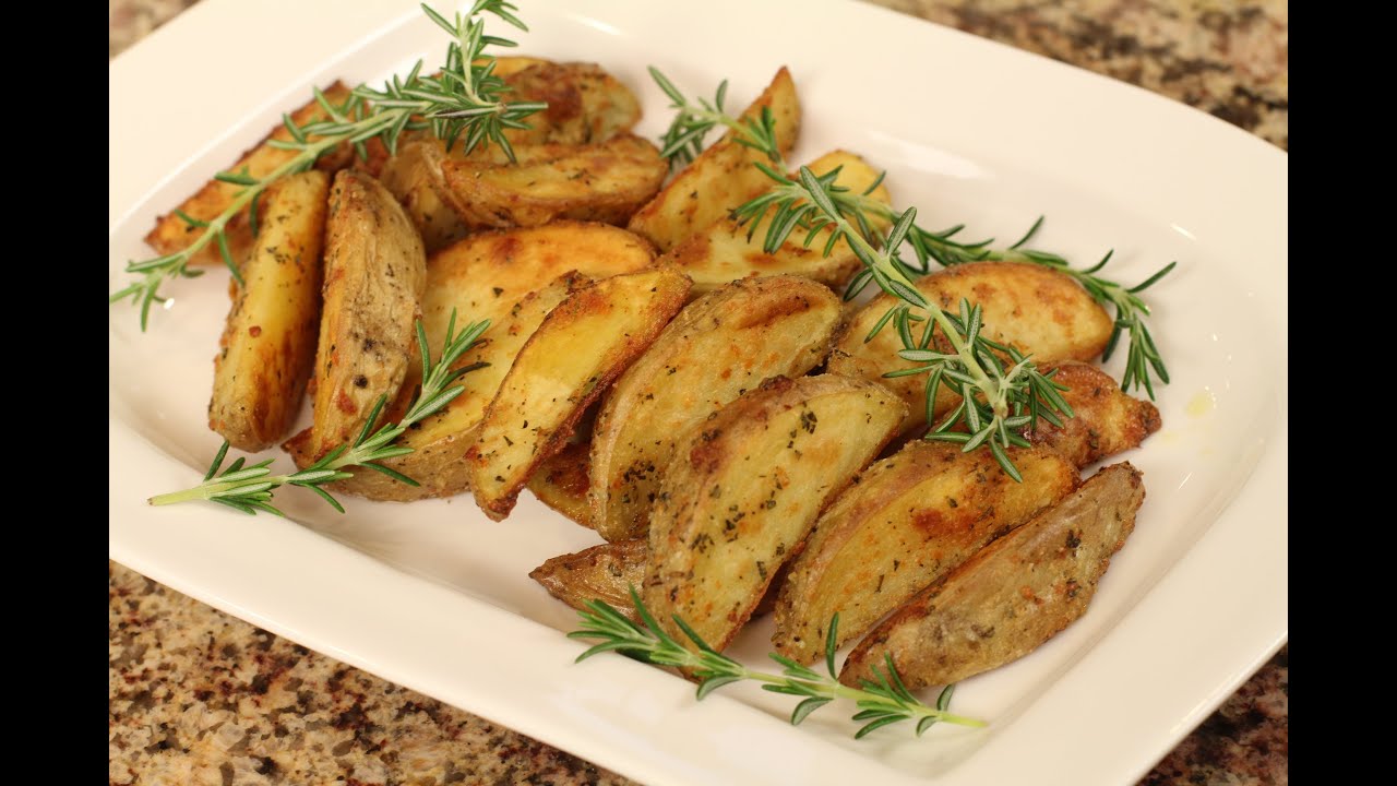 Potato Wedges - Crispy On The Outside Delicious by Rockin Robin