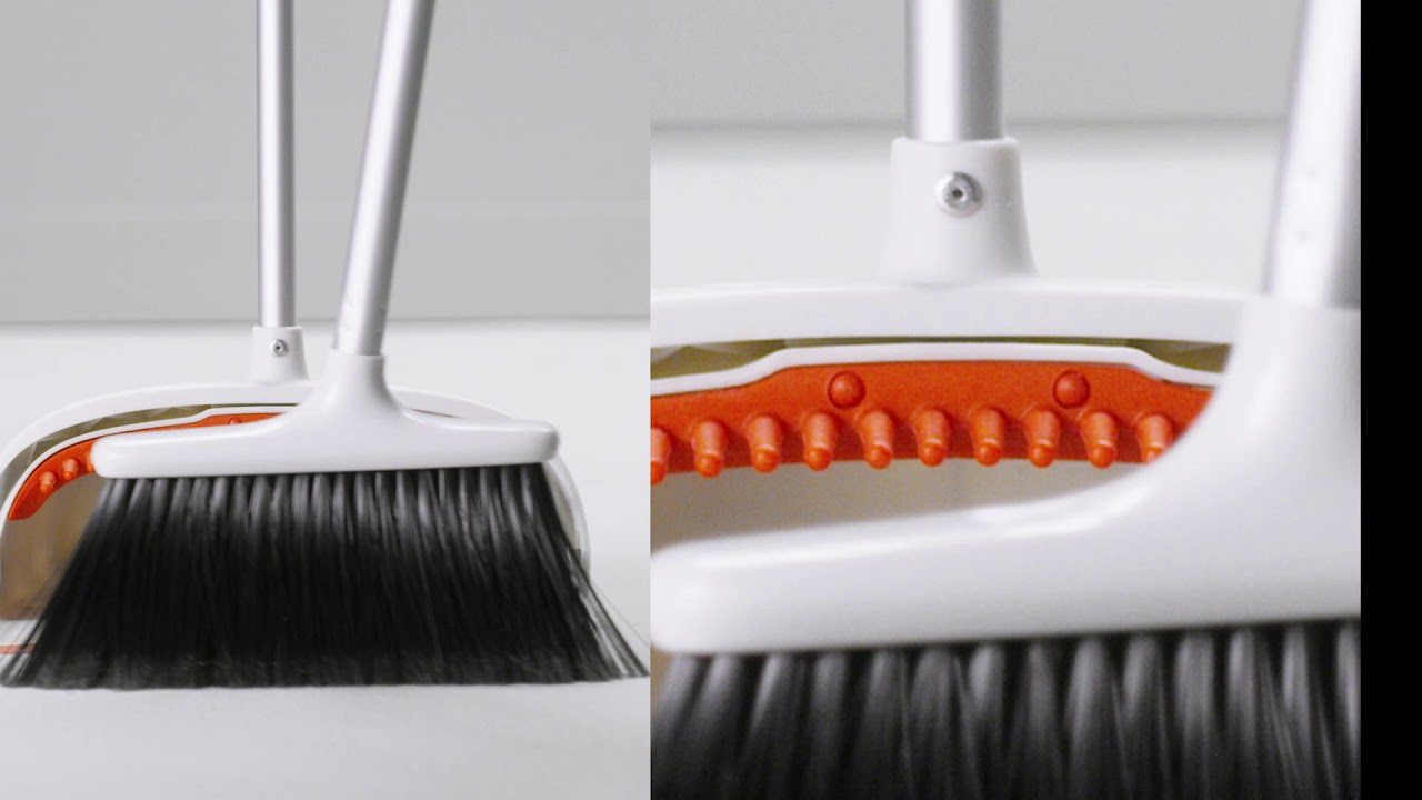 OXO Good Grips Extendable Tub & Tile Brush Scrubber & Extra Heads on QVC 