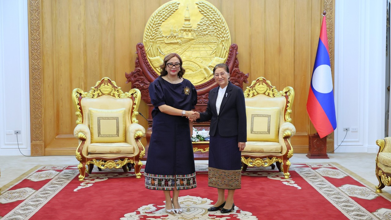 Ambassador Grata paid a farewell courtesy call on the Vice President of the Lao PDR
